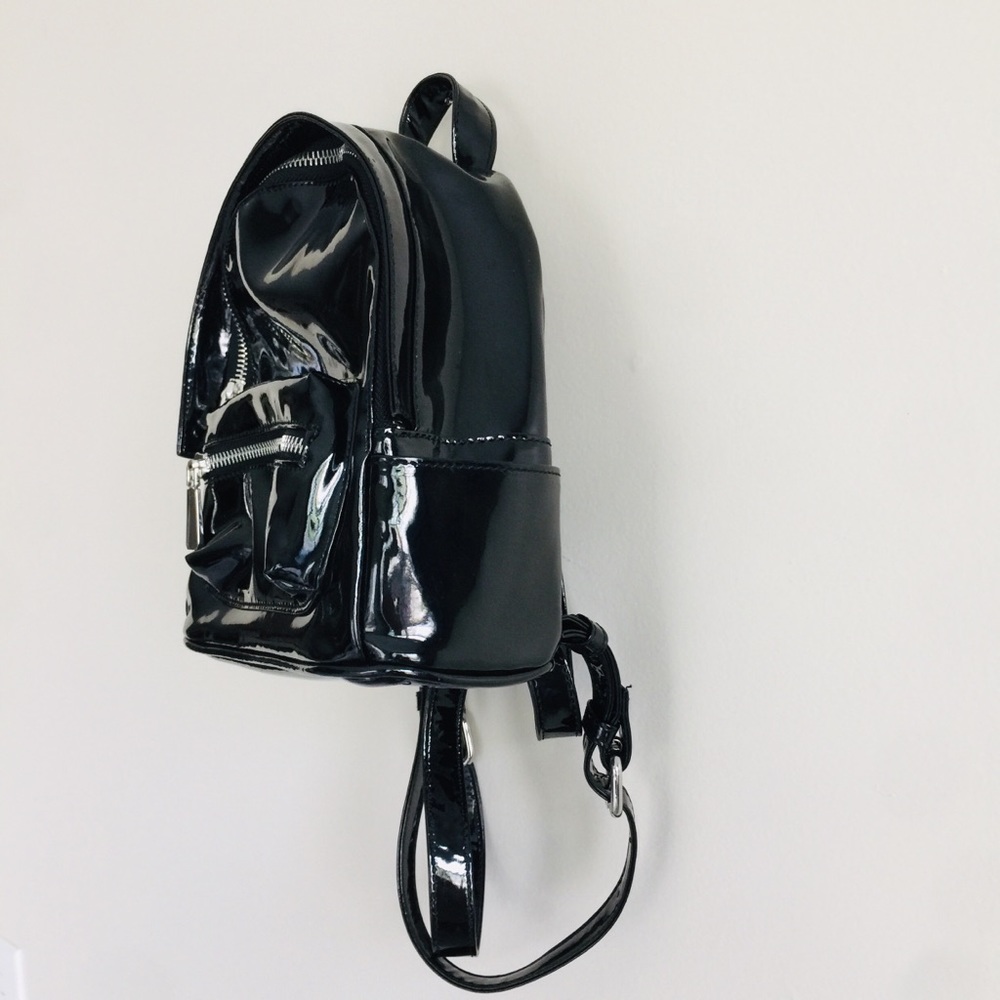 Black boot - Picture 2 of 5